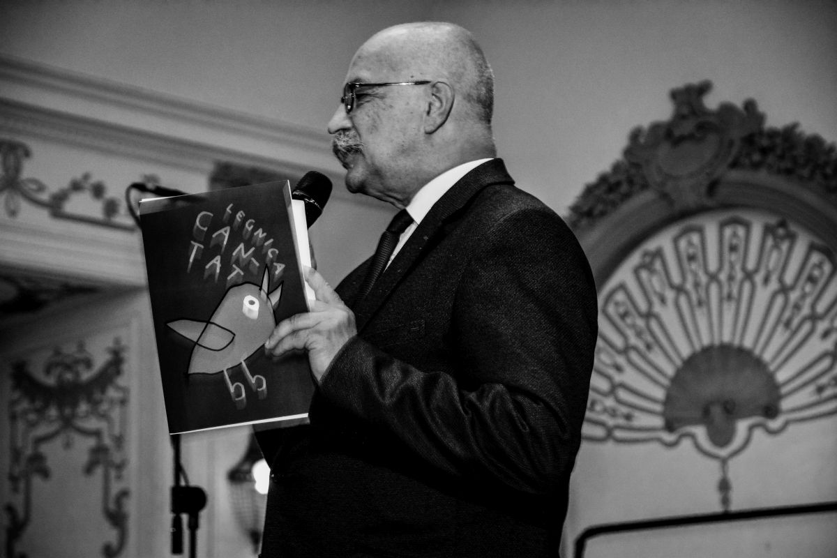 Prof. Stanisław Krawczyński Prof. Stanisław Krawczyński