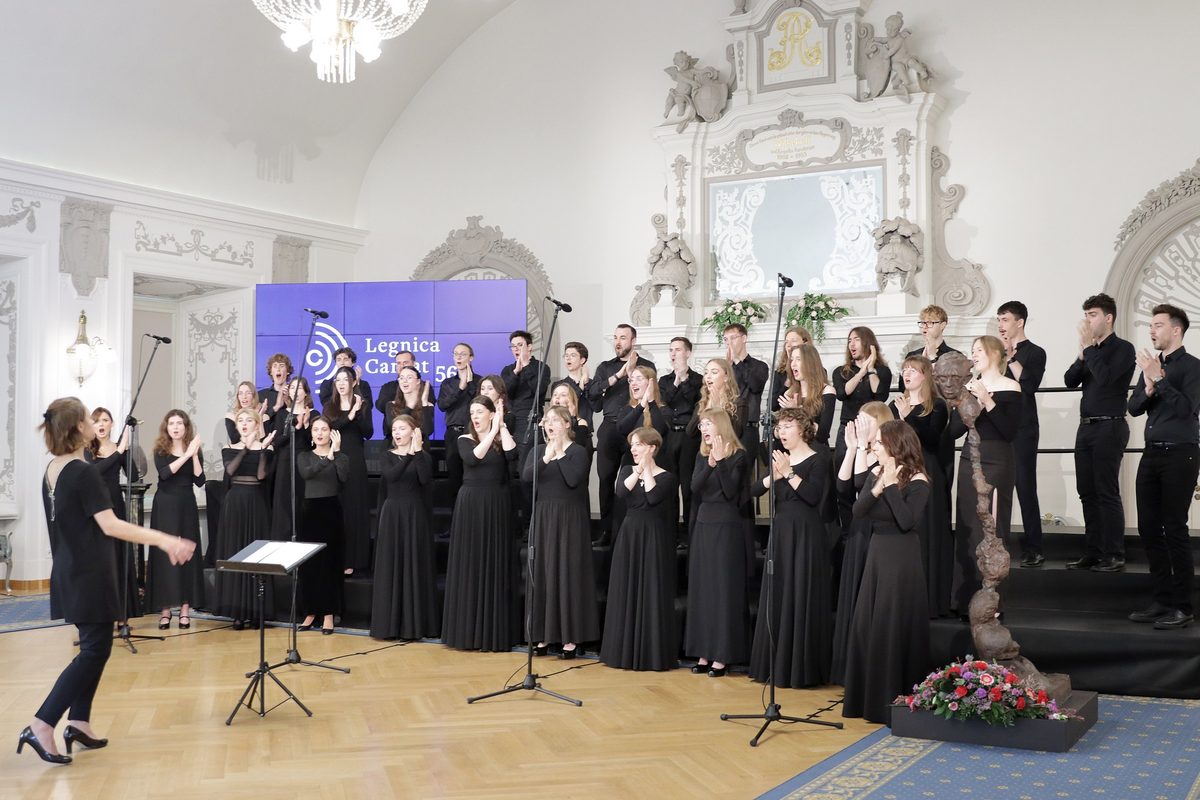 Chór Kameralny Akademii Muzycznej im. I. J. Paderewskiego w Poznaniu - przesłuchania Chór Kameralny Akademii Muzycznej im. I. J. Paderewskiego w Poznaniu - przesłuchania